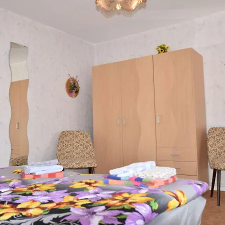 Vakantiehuis In Kuehlungsborn-west